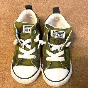 Toddler Size 9 Camo Converse High Tops